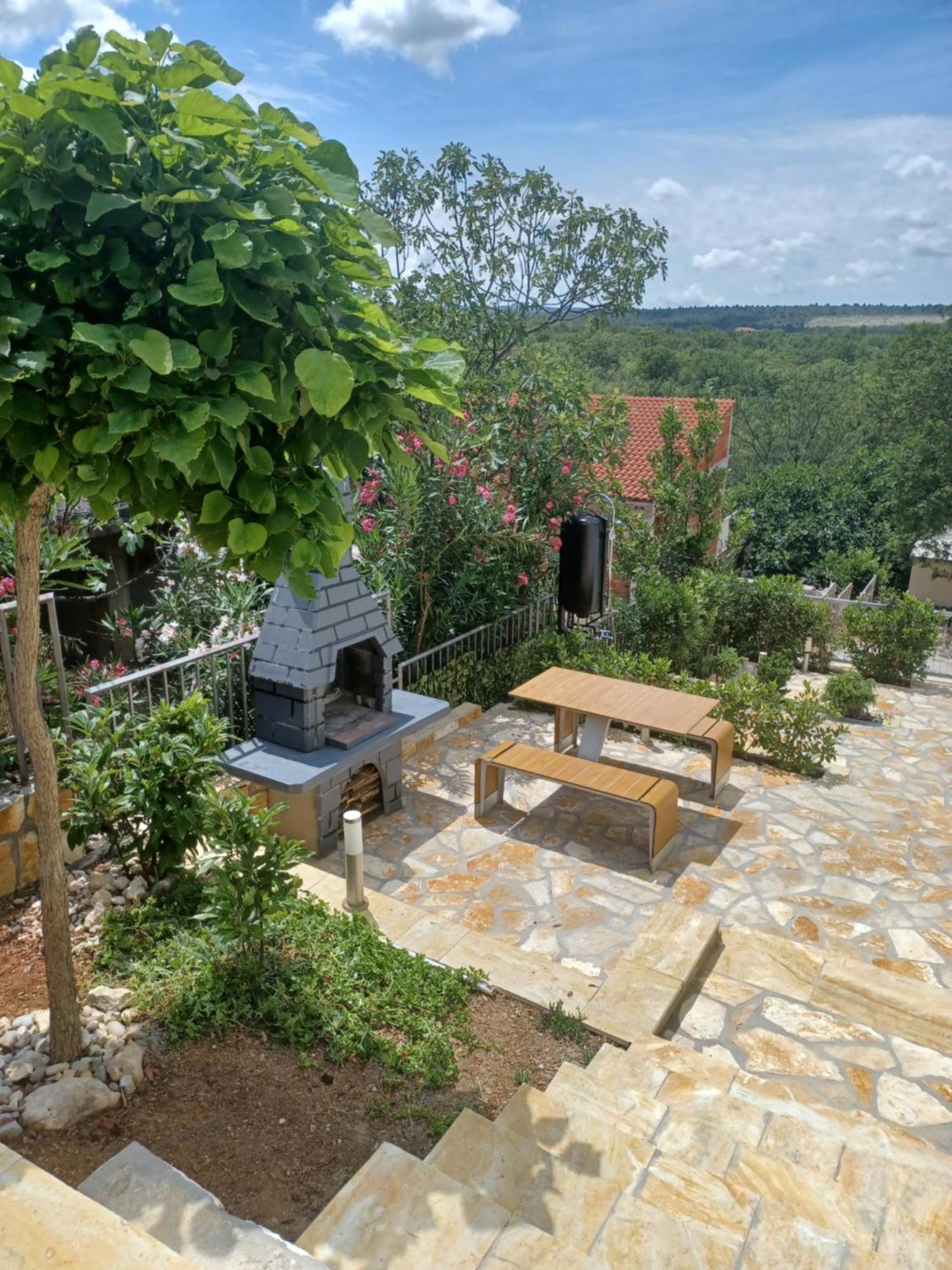 Apartmani Ana - Meka Draga Obrovac Kültér fotó