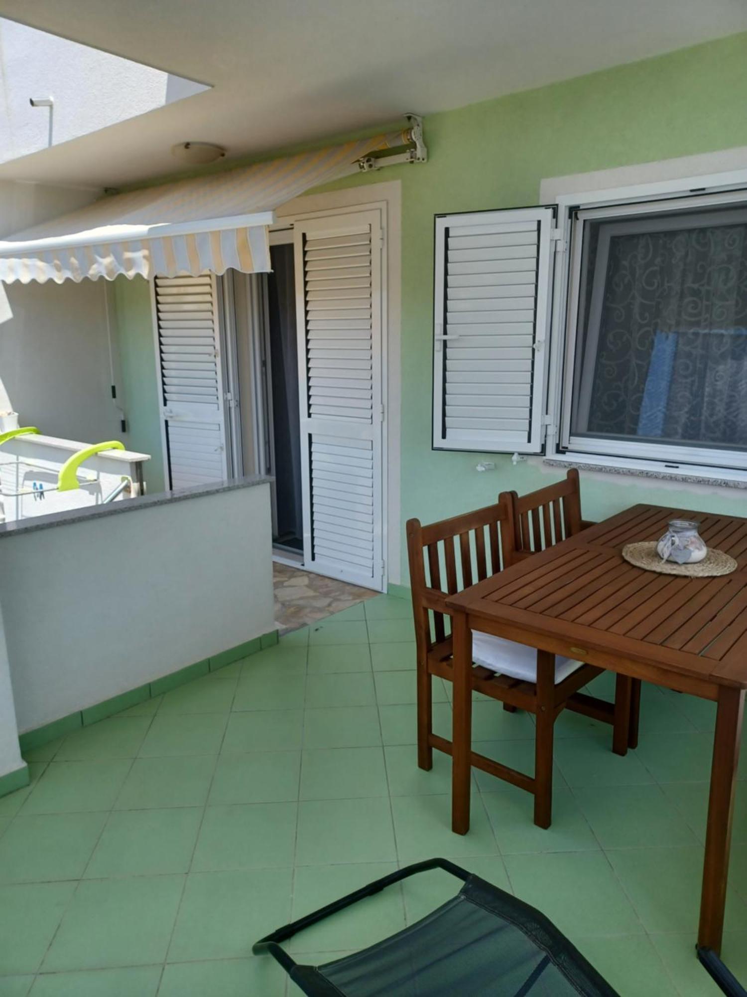 Apartmani Ana - Meka Draga Obrovac Kültér fotó